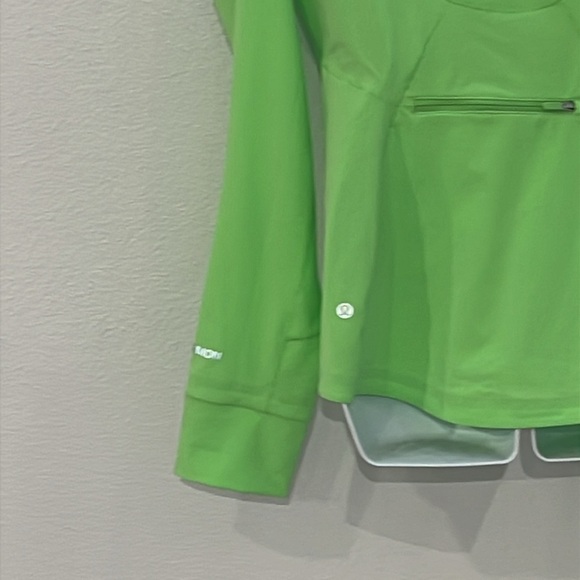 Lululemon Mist Over Windbreaker Size 8 - Picture 10 of 16